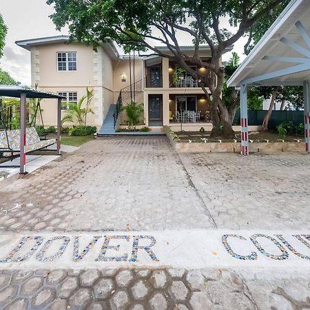 Dover Court Apartments - Steps To St Lawrence Gap Christ Church Bagian luar foto